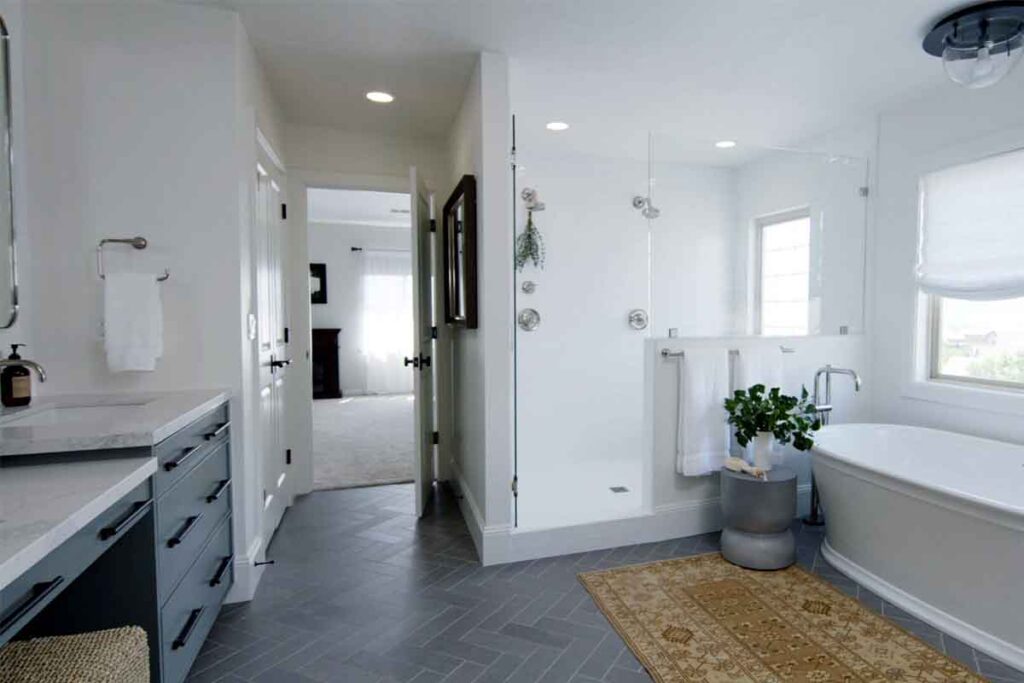 Dream bathroom makeover in Seattle WA with free consultation