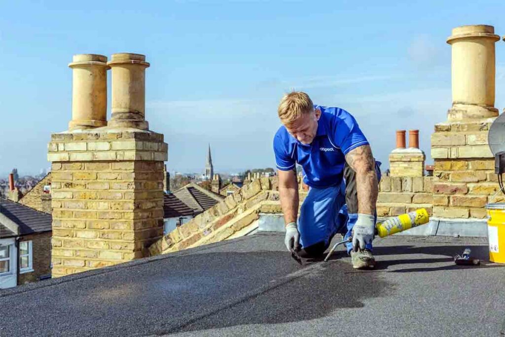 flat roof specialists in seattle providing fast and reliable service