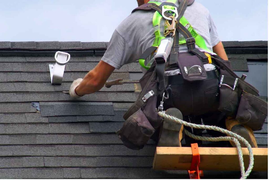 professional roof damage contractors offering same day service